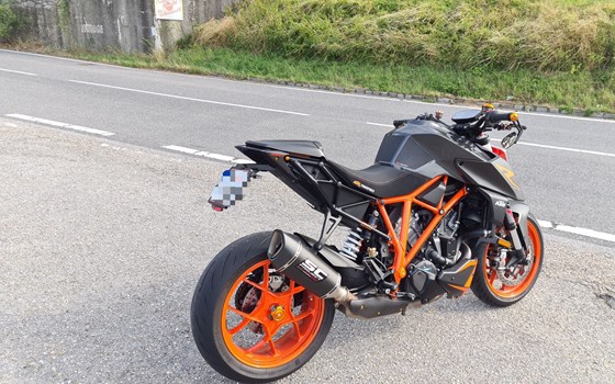 Gebrauchtmotorrad KTM 1290 Super Duke R - Bild 3