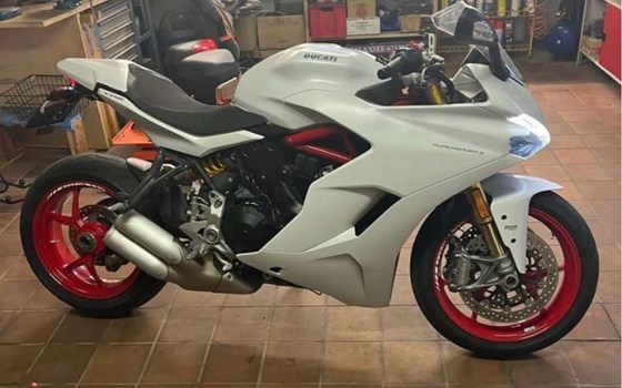 Gebrauchtmotorrad Ducati SuperSport S - Bild 4