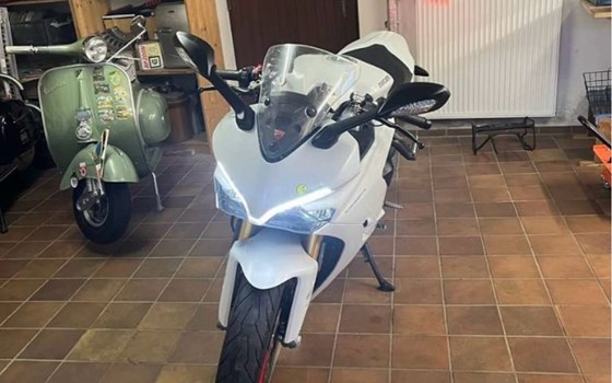 Gebrauchtmotorrad Ducati SuperSport S - Bild 5