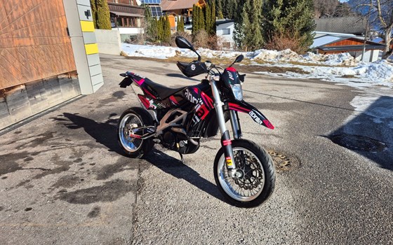 Gebrauchtmotorrad Aprilia SXV 550 Supermoto - Bild 2