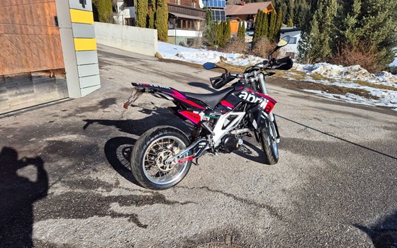 Gebrauchtmotorrad Aprilia SXV 550 Supermoto - Bild 3