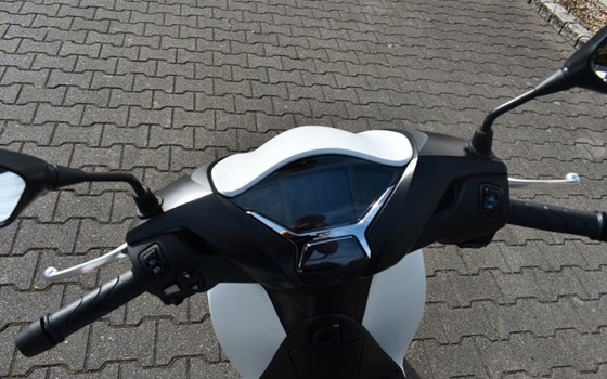 Neufahrzeug Honda SH125i - Bild 5