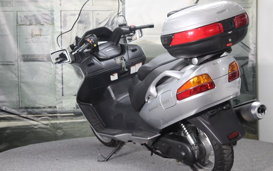 Gebrauchtmotorrad Suzuki Burgman 650 - Bild 3