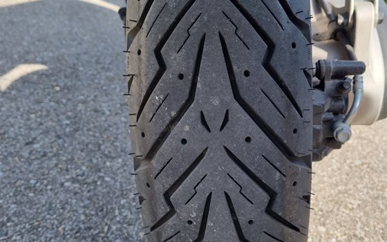 Gebrauchtmotorrad Seat MO eScooter 125 - Bild 2