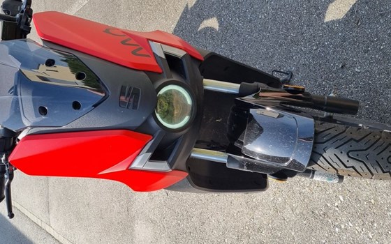 Gebrauchtmotorrad Seat MO eScooter 125 - Bild 4