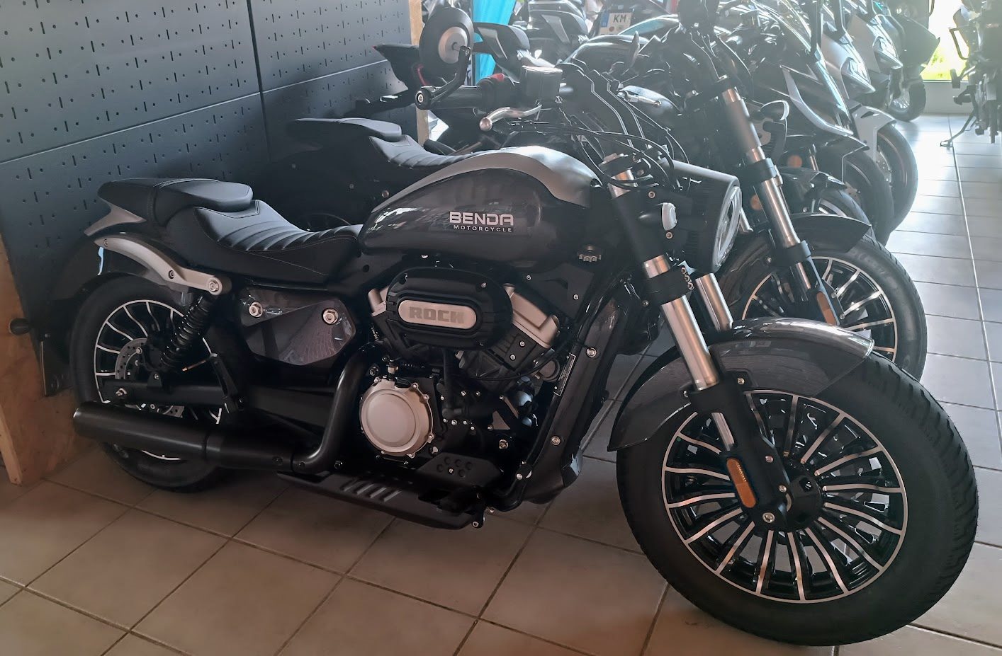 Benda Rock 125