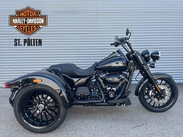 Harley-Davidson Freewheeler (Vivid Black) - Bild 1