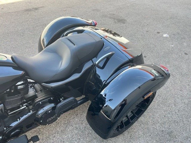 Harley-Davidson Freewheeler (Vivid Black) - Bild 14