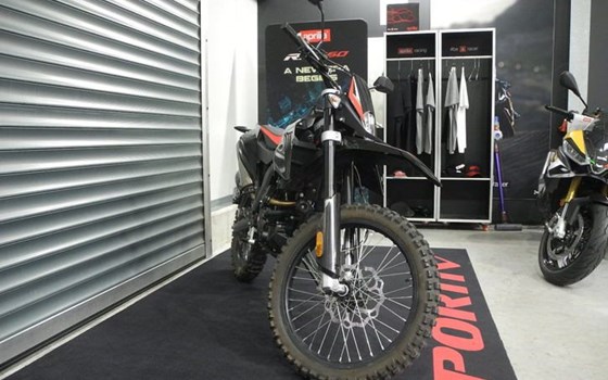 Gebrauchtmotorrad Aprilia RX 125 - Bild 4