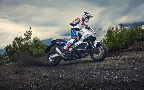 Gebrauchtmotorrad Honda X-ADV Special Edition - Bild 2