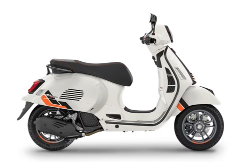Neumotorrad Vespa GTS 125 Super Sport