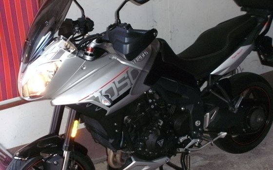 Gebrauchtmotorrad Triumph Tiger 1050 - Bild 9