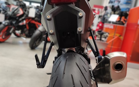 Gebrauchtmotorrad KTM 990 Duke - Bild 11
