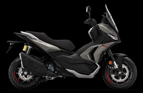 Neumotorrad Aprilia SR GT 400