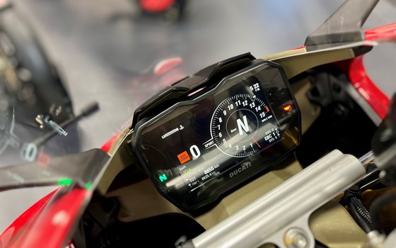 Gebrauchtmotorrad Ducati Panigale V4 S - Bild 10