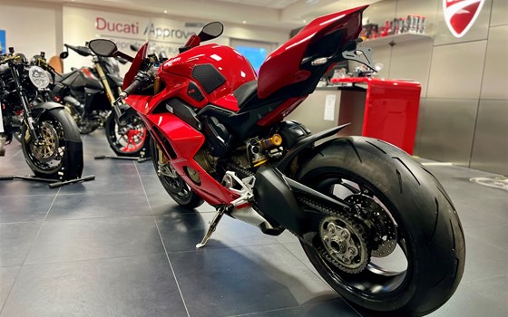 Gebrauchtmotorrad Ducati Panigale V4 S - Bild 9