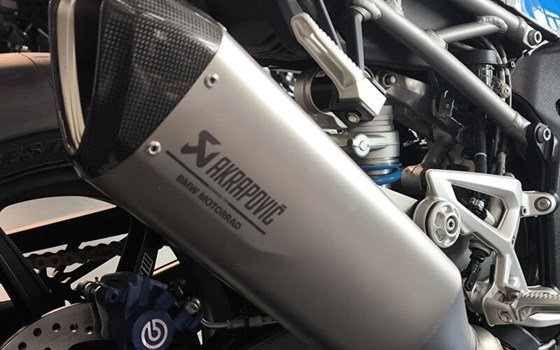 Gebrauchtmotorrad BMW M 1000 RR - Bild 5