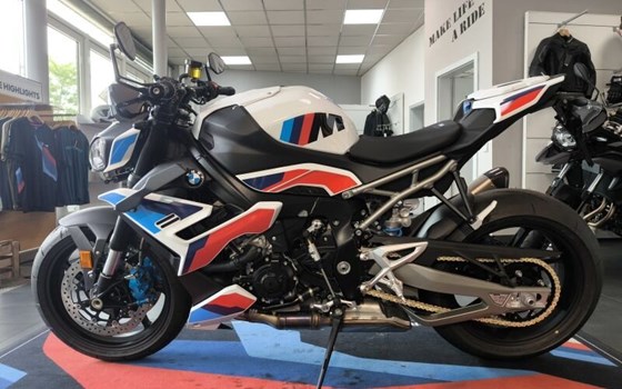 Gebrauchtmotorrad BMW M 1000 RR - Bild 9