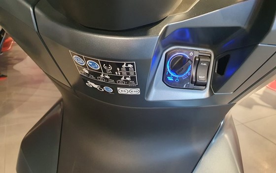 Gebrauchtmotorrad Honda PCX125 - Bild 7