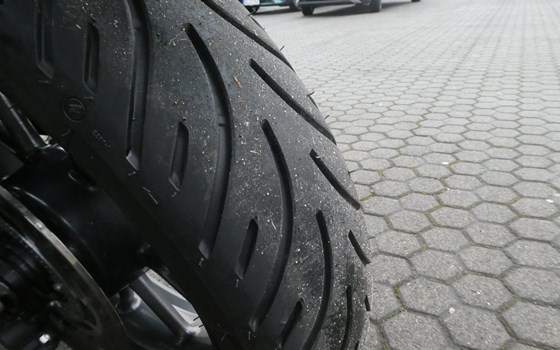 Gebrauchtmotorrad Triumph Street Twin - Bild 11