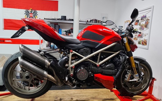Gebrauchtmotorrad Ducati Streetfighter S - Bild 1