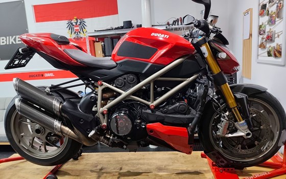 Gebrauchtmotorrad Ducati Streetfighter S - Bild 14