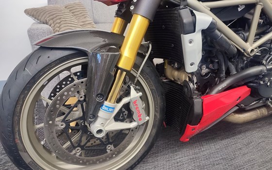 Gebrauchtmotorrad Ducati Streetfighter S - Bild 9