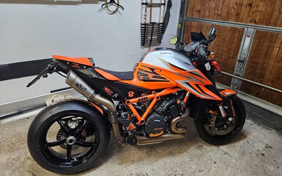 Gebrauchtmotorrad KTM 1290 Super Duke R - Bild 1