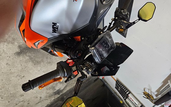 Gebrauchtmotorrad KTM 1290 Super Duke R - Bild 2