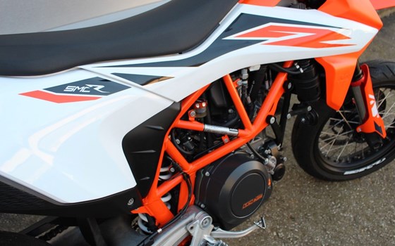 Gebrauchtmotorrad KTM 690 SMC R - Bild 10