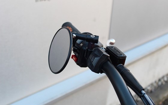 Gebrauchtmotorrad KTM 690 SMC R - Bild 8