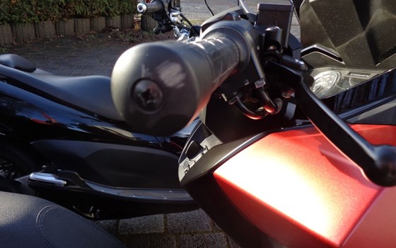 Gebrauchtmotorrad Honda Forza 125 - Bild 13