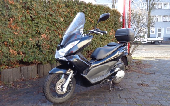 Gebrauchtmotorrad Honda PCX125 - Bild 1