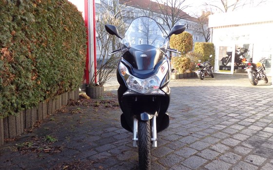 Gebrauchtmotorrad Honda PCX125 - Bild 2