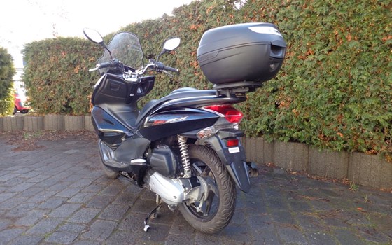 Gebrauchtmotorrad Honda PCX125 - Bild 4