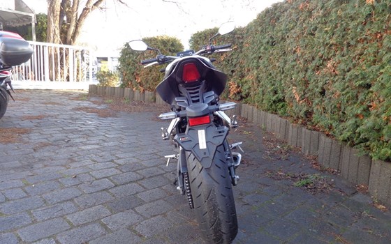 Gebrauchtmotorrad Honda CB650R - Bild 5