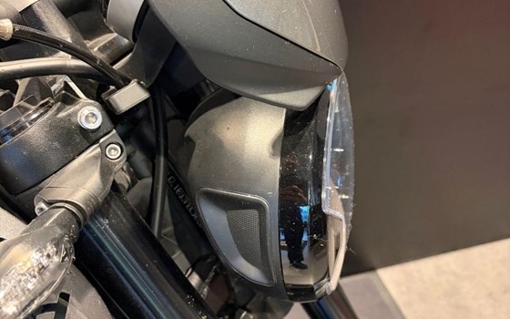 Gebrauchtmotorrad Triumph Trident 660 - Bild 11