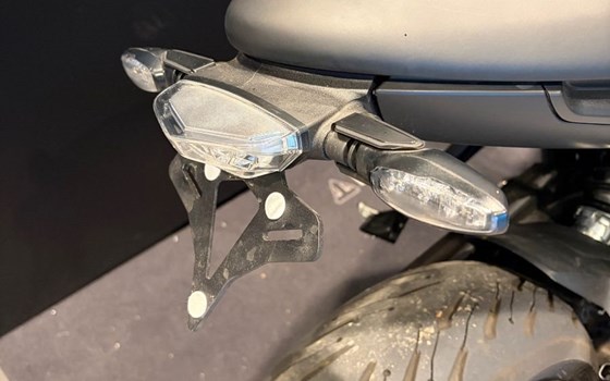 Gebrauchtmotorrad Triumph Trident 660 - Bild 8