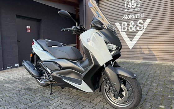 Gebrauchtmotorrad Yamaha XMAX 125 Tech MAX+ - Bild 2
