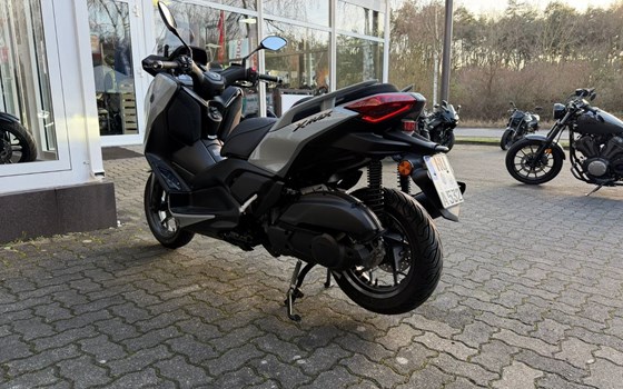 Gebrauchtmotorrad Yamaha XMAX 125 Tech MAX+ - Bild 5