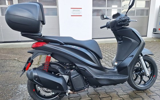 Gebrauchtmotorrad Piaggio Medley 125 S - Bild 3