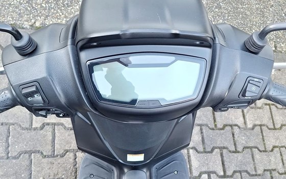 Gebrauchtmotorrad Piaggio Medley 125 S - Bild 9
