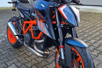 KTM 1290 Super Duke R