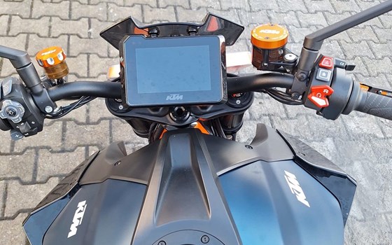 Gebrauchtmotorrad KTM 1290 Super Duke R - Bild 9