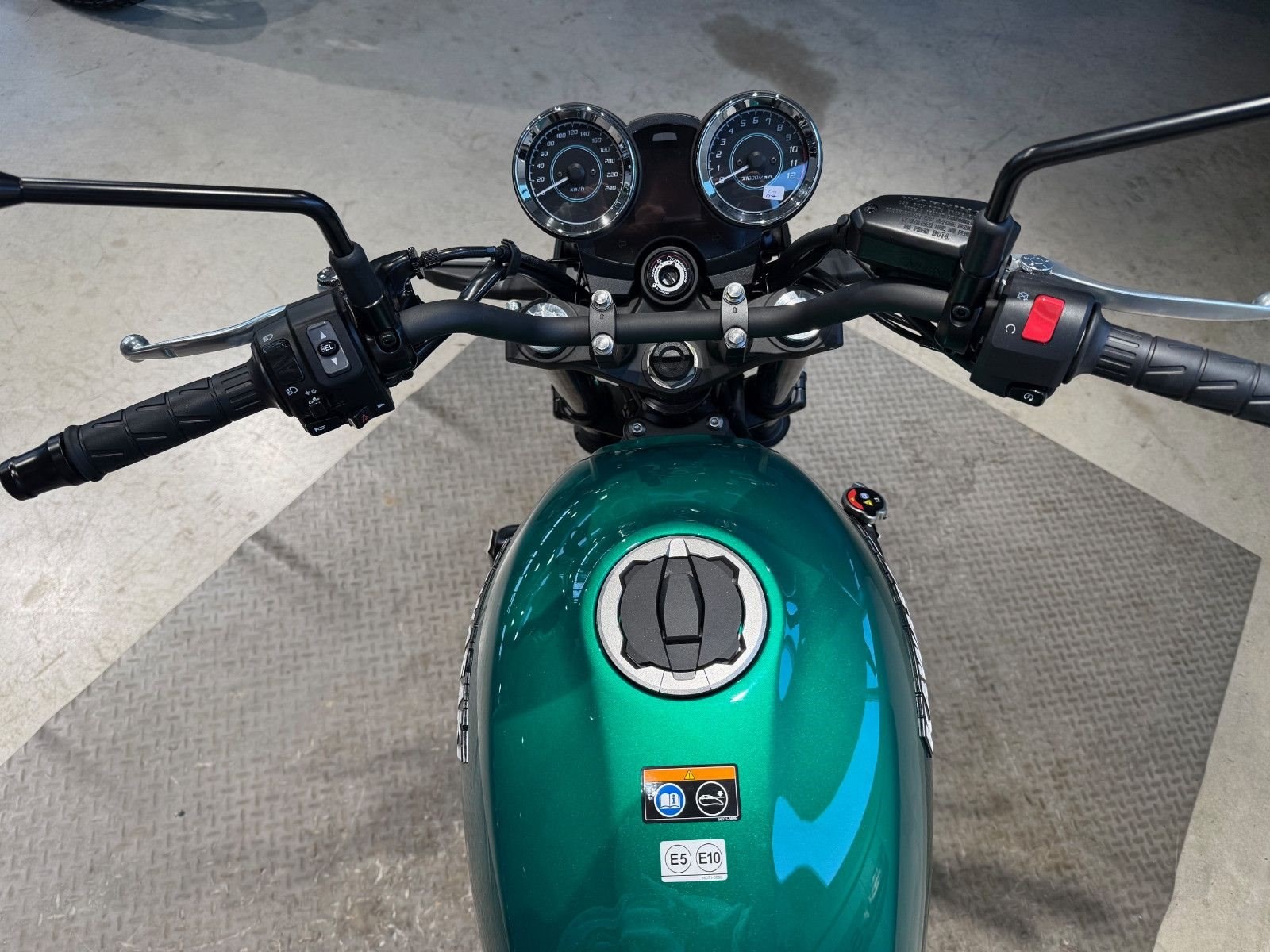 Kawasaki Z650 RS