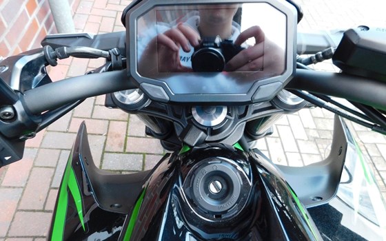 Gebrauchtmotorrad Kawasaki Z650 - Bild 13