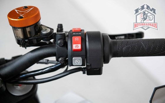 Gebrauchtmotorrad KTM 1290 Super Duke R - Bild 13