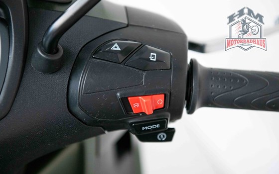 Gebrauchtmotorrad Piaggio Beverly 400 hpe - Bild 7