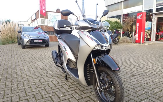 Gebrauchtmotorrad Honda SH350i - Bild 4