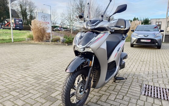 Gebrauchtmotorrad Honda SH350i - Bild 5